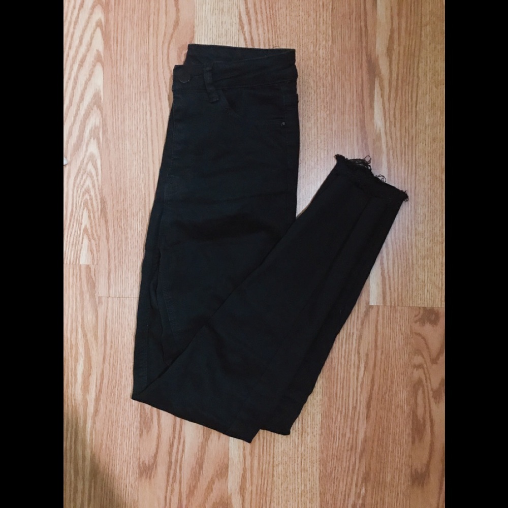 High waisted black denim jeans